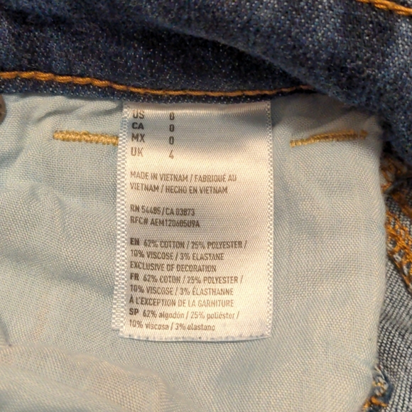 American Eagle Jean Shorts - Picture 4 of 4